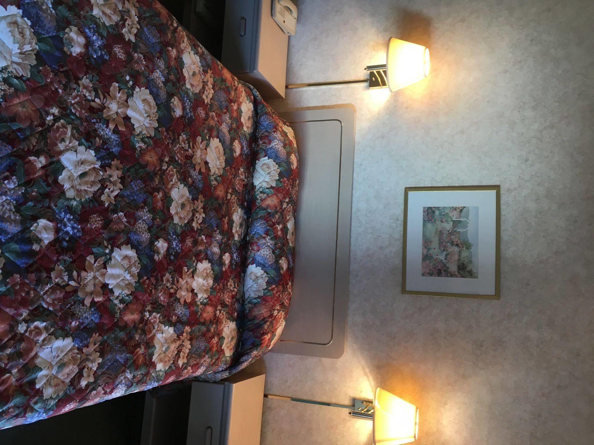 The Springwater Inn อิทากา ภายนอก รูปภาพ